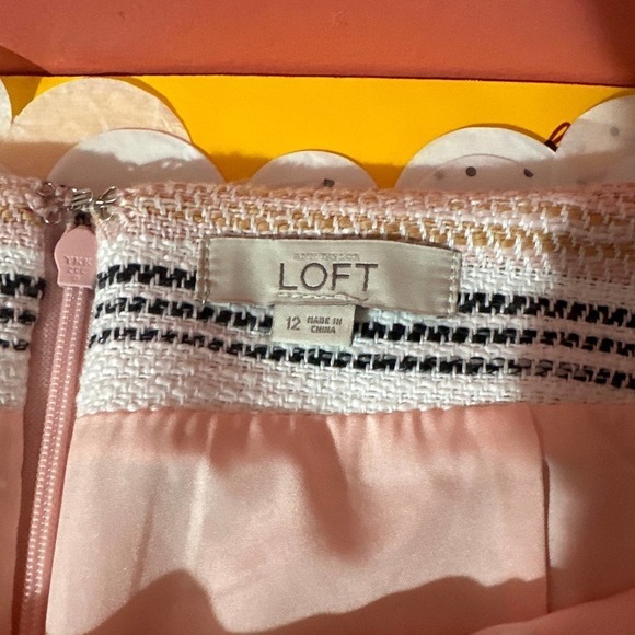 Ann Taylor Loft skirt - Picture 2 of 3